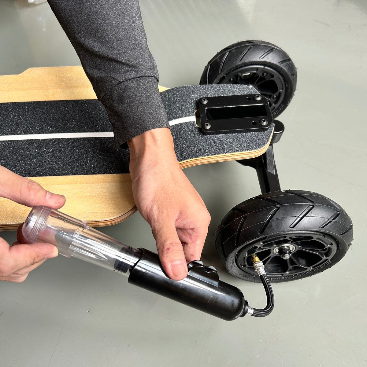 Air Pump for Off Road Pneumatic Wheels